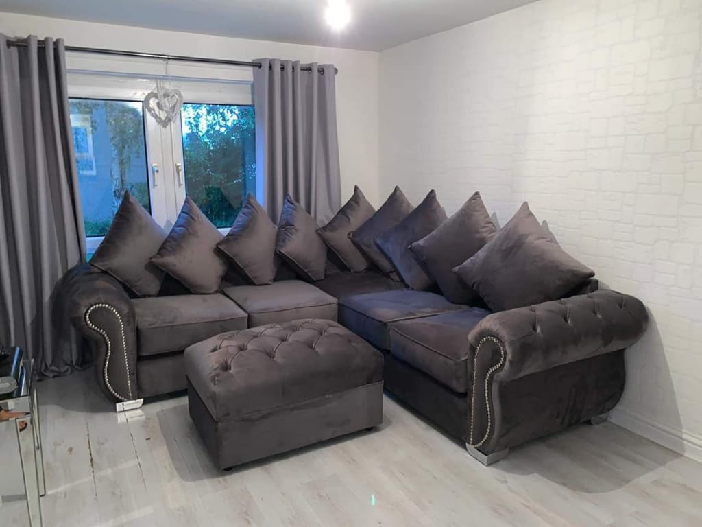 Plush chesterfield online